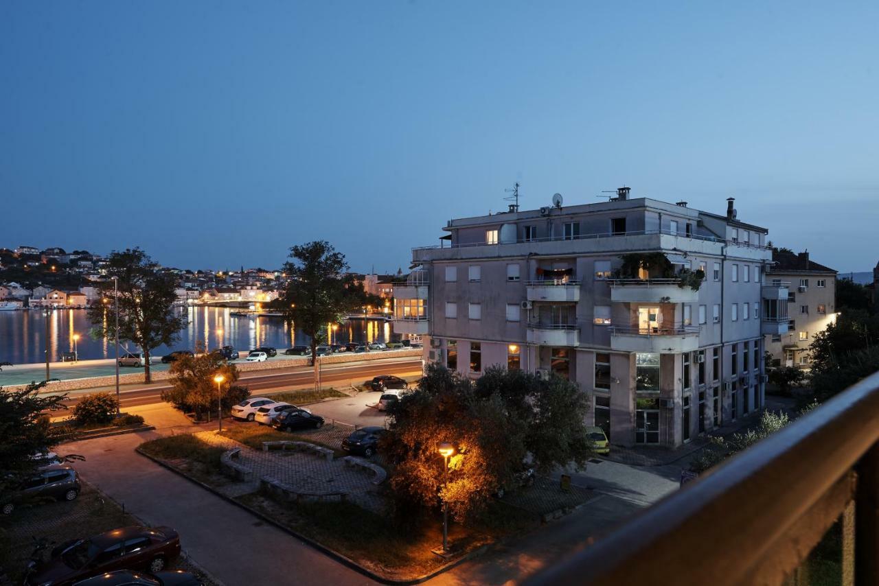 Sunny Side Apartment Trogir Exterior foto