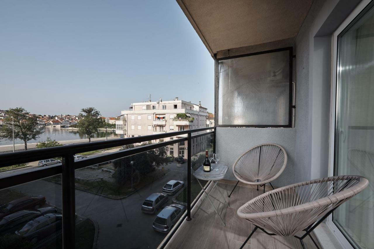 Sunny Side Apartment Trogir Exterior foto